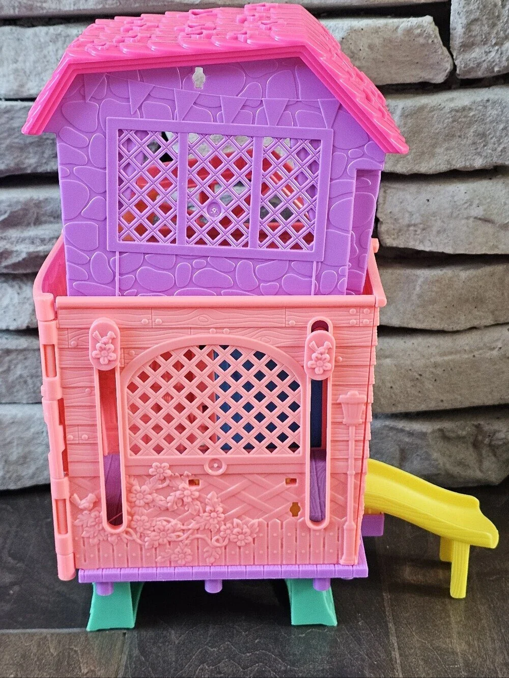 Polly Pockets 2015 - 2018 House, Camper, Car & Dolls - Mattell
